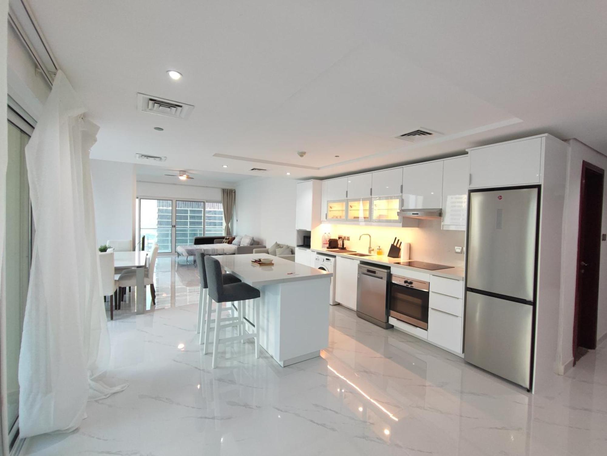 One Bedroom Apartment With Pool & Gym Near Marina Dubai Eksteriør bilde