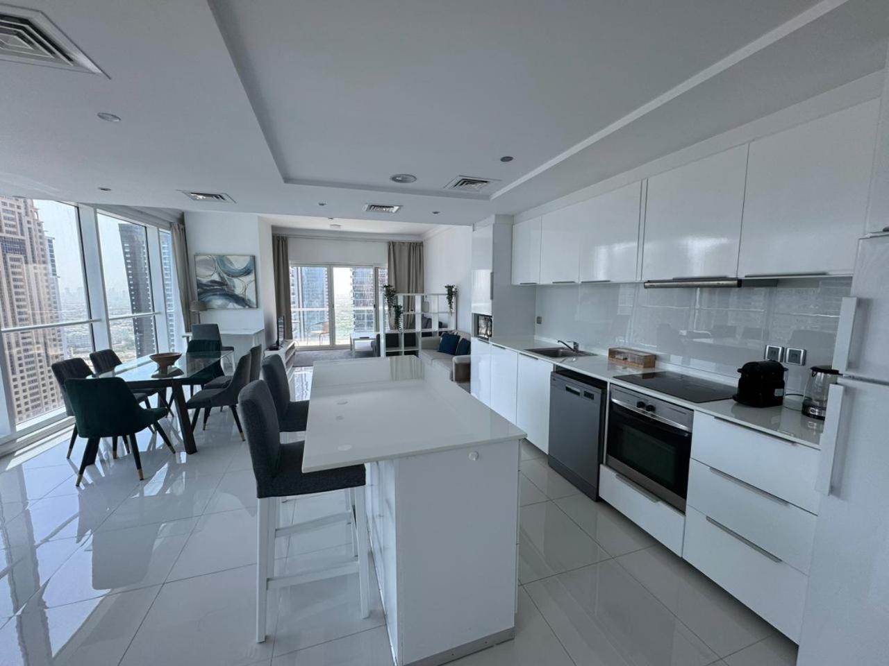 One Bedroom Apartment With Pool & Gym Near Marina Dubai Eksteriør bilde